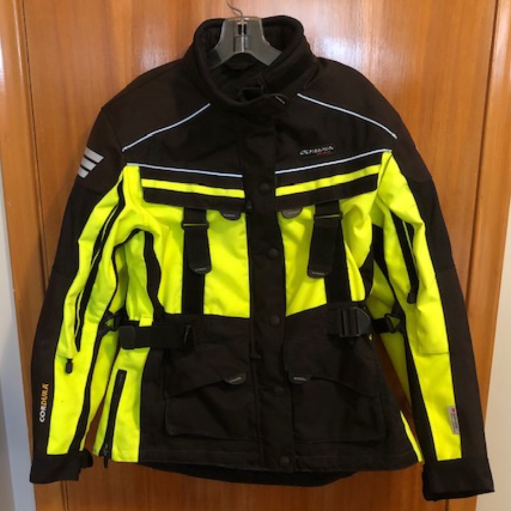 High-Visibility Black & Neon Yellow Women’s Riding Jacket